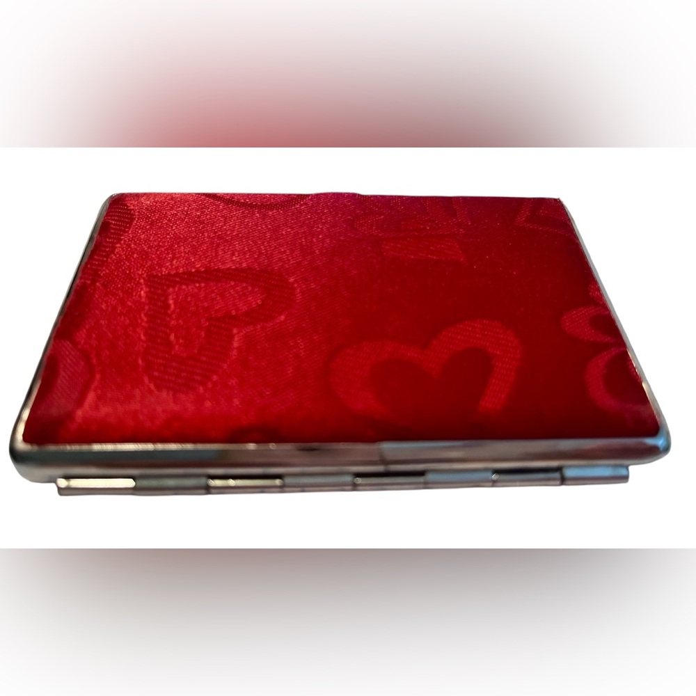 Hostess Pick ☄️🥳 Elegant Brighton Red Heart Pattern Business Card Holder - Picture 6 of 8